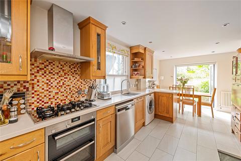 15 Probert Road, London, SW2 1BN