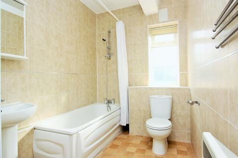 1 bedroom flat to rent, Burnham Court, Brent Street, Hendon, NW4