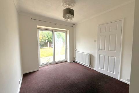 3 bedroom semi-detached house for sale, Chestnut Grove, Kidderminster, DY11