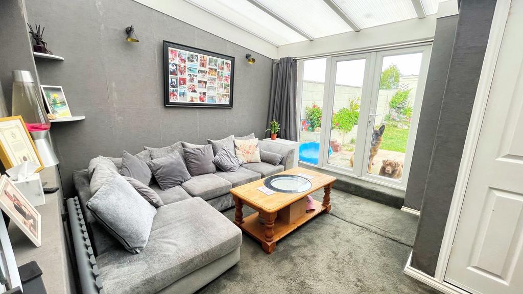 Sun Room 2