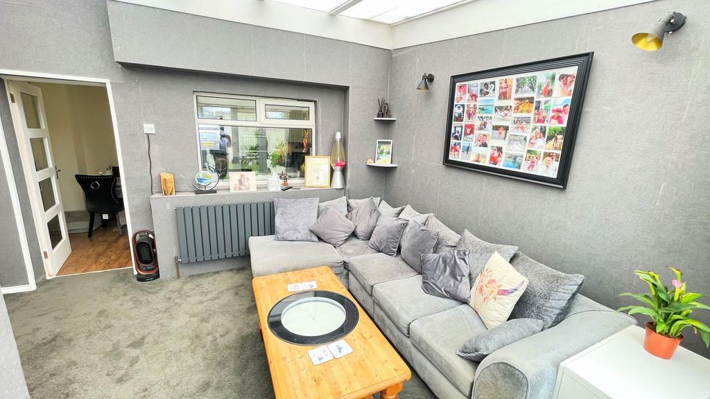 Sun room 1