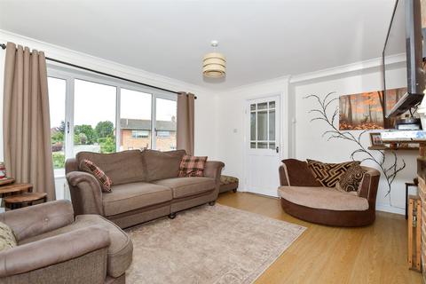 3 bedroom semi-detached house for sale, Mount Avenue, Yalding, Kent
