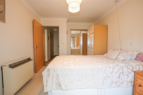1 bedroom flat for sale, Ash Grove, Cambridge CB25
