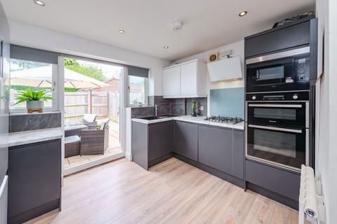 46b Eldon Road, Caterham, CR3 5JR