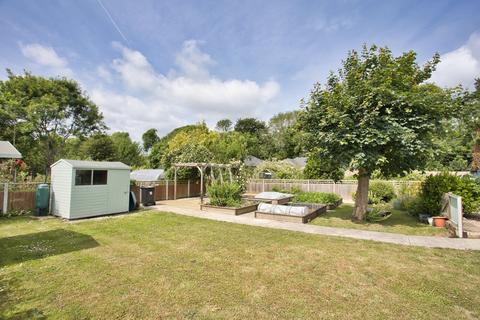 16 Mayers Road, Walmer, Deal, CT14 7RJ