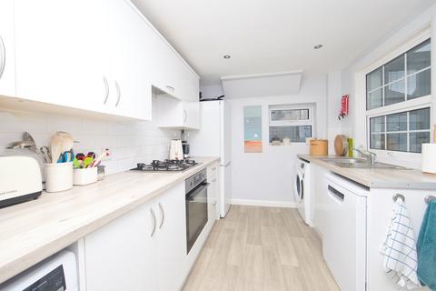 16 Mayers Road, Walmer, Deal, CT14 7RJ