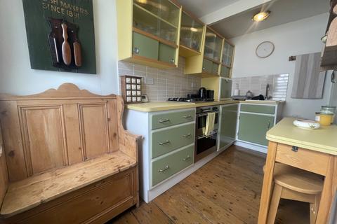 3 bedroom end of terrace house for sale, Princes Street, Deal, Kent, CT14