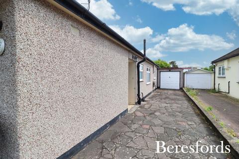 22 Hornbeam Avenue, Upminster, RM14 2NH