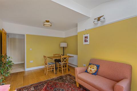 29 Broadway West, York, YO10 4JN