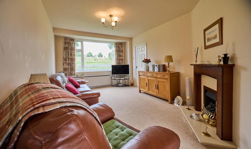 Front Lounge
