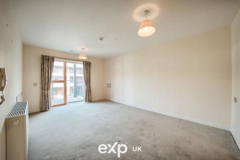 2 bedroom retirement property for sale, Queensway, Leamington Spa CV31