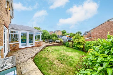 1 Braithwaite Close, Kettering, NN15 7JS