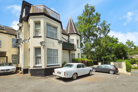 Surrey Road, Bournemouth, BH4