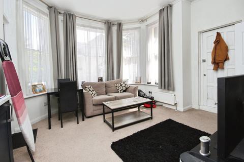 1 bedroom apartment for sale, Surrey Road, Bournemouth, BH4
