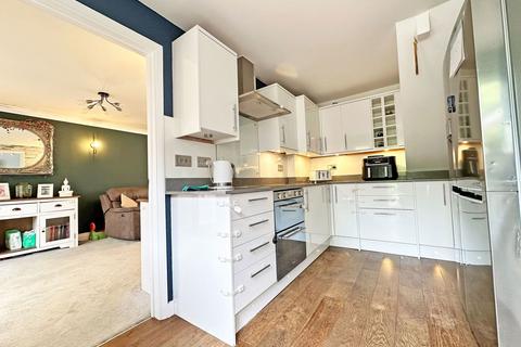 3 bedroom semi-detached house for sale, Duncan Rise, Halstead CO9