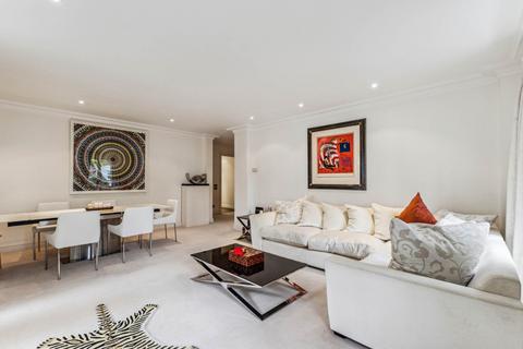 Magnolia Lodge, Kensington Green, W8