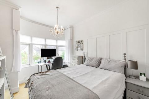 undefined, Hartham Road, Isleworth TW7