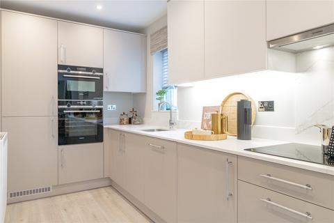 4 bedroom semi-detached house for sale, Langley Road, Staines-upon-Thames, Surrey