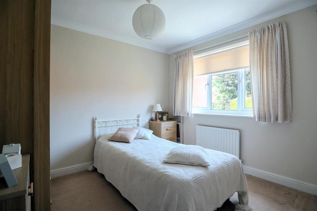 Bedroom 2.jpg