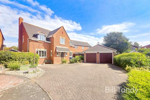 3 Jones Close, Fradley, Lichfield, WS13 8UD
