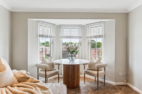 3 bedroom apartment for sale, Priorwood Court, Flat 3/1, Anniesland, Glasgow, G13 1GE