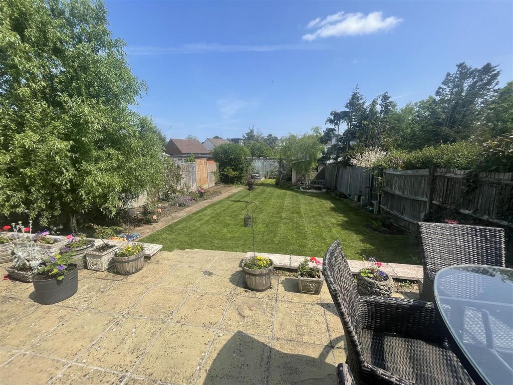 Garden 2.jpg