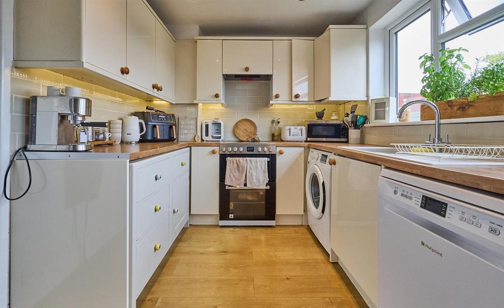 Dining kitchen to rear