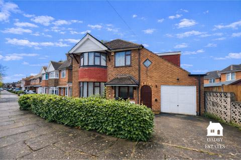 Fulbeck Avenue, Evington, LE5
