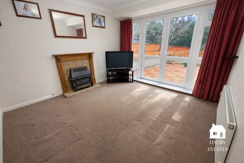 4 bedroom detached house for sale, Fulbeck Avenue, Evington, LE5