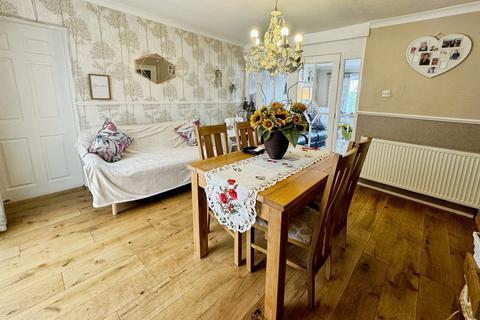 3 bedroom detached bungalow for sale, Vicar Street, Telford TF2