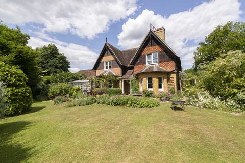 4 bedroom detached house for sale, The Garden Cottage, The Street, Boxley, Maidstone, Kent, ME14 3DX
