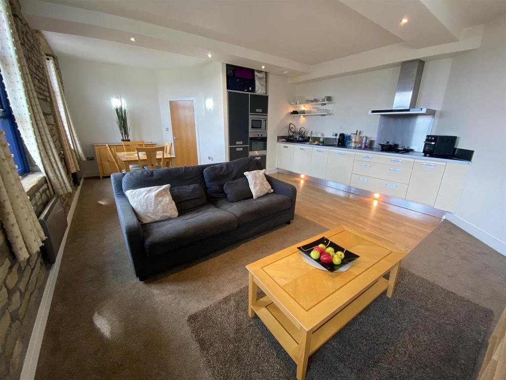 Living space 2.jpg