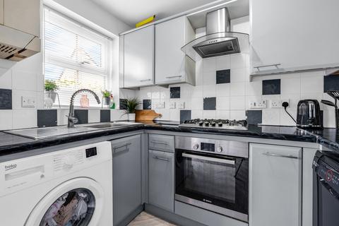 4 Peasmead, Buntingford, SG9 9SF
