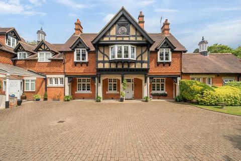 Kings Yard, Ascot, SL5