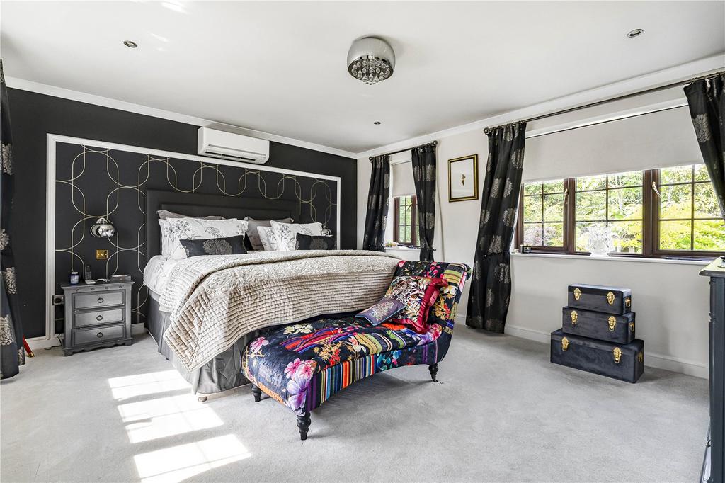 Main Bedroom