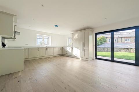 undefined, Park Avenue, Newmarket CB8