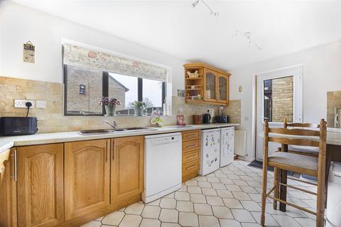 4 bedroom detached house for sale, Tamarind Way, Earley