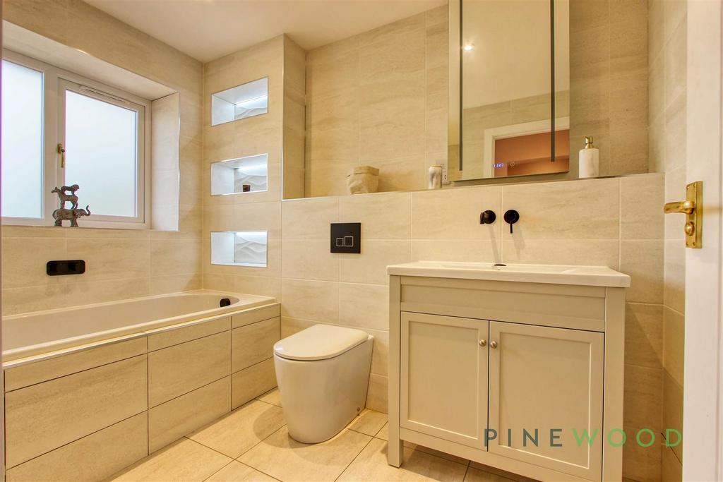 Family bathroom
