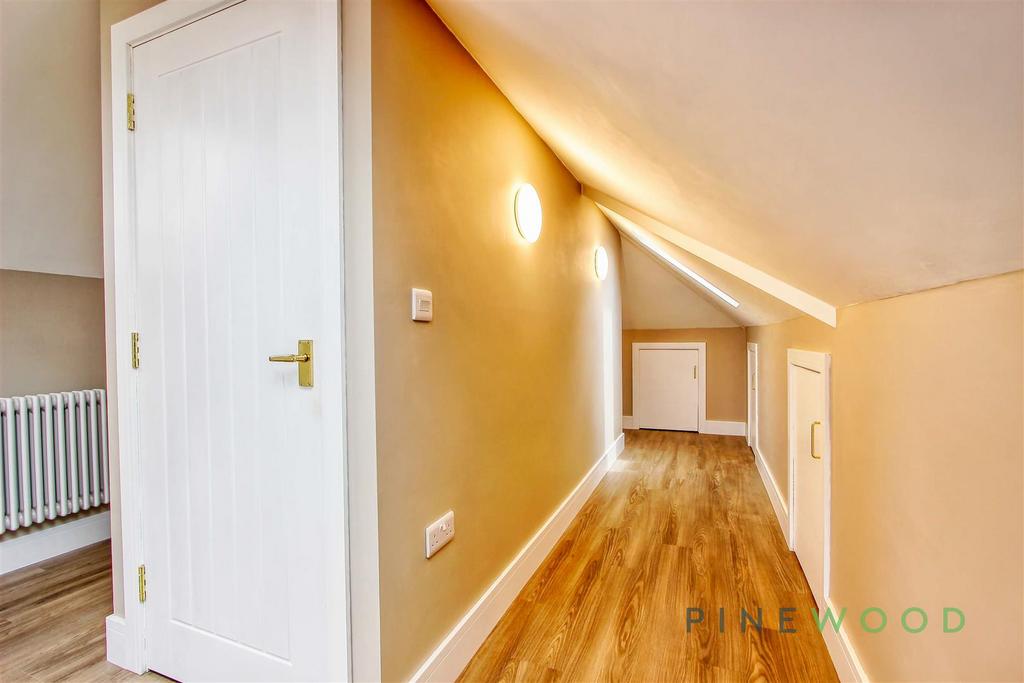 2 nd floor bedroom/multi use room