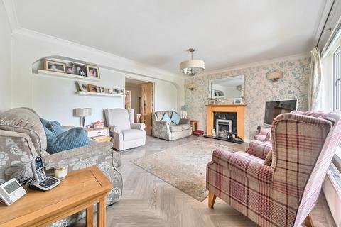 18 Beechwood Close, Chandler's Ford, Eastleigh, SO53 5PB