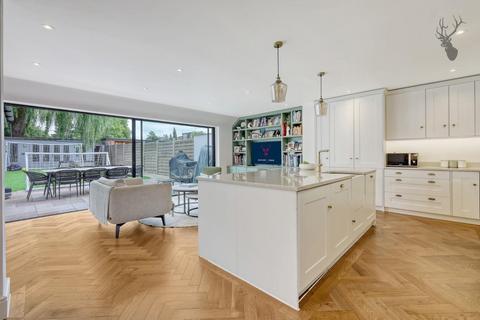 12 Baldocks Road, Theydon Bois, Epping, CM16 7EB