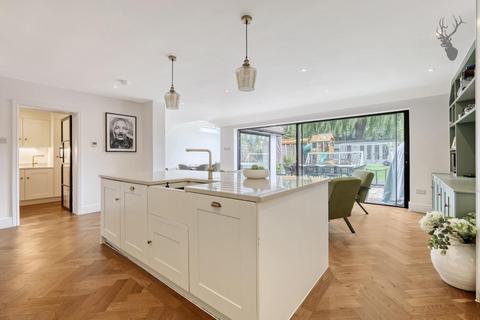 12 Baldocks Road, Theydon Bois, Epping, CM16 7EB