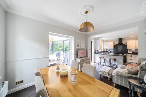 2 Hine Close, Coulsdon, CR5 1RN
