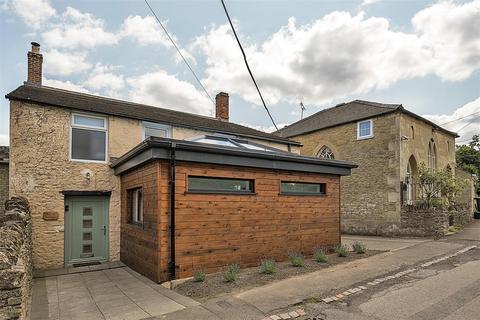 4 bedroom end of terrace house for sale, Silver Street, Kington Langley, Chippenham