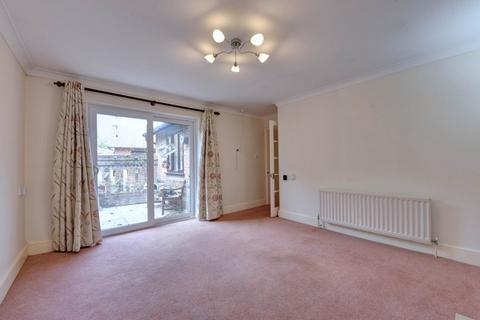 2 bedroom retirement property for sale, Sherwood Gardens, Henley-On-Thames