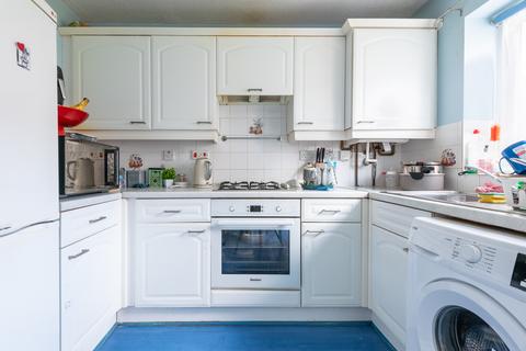 3 bedroom semi-detached house for sale, Maldon Drive, Hull HU9