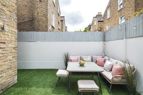 4 bedroom terraced house for sale, Ballater Road, London, SW2