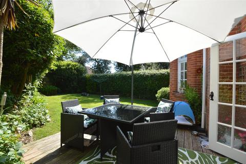 1 bedroom flat for sale, PLAYSTREET LANE, RYDE