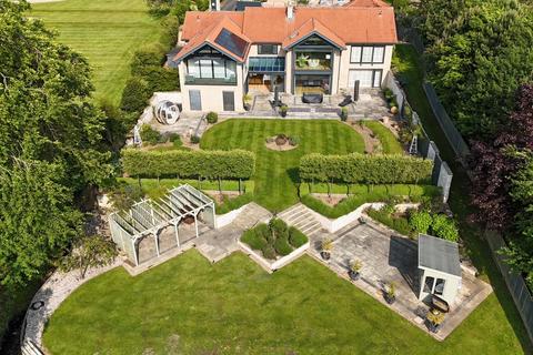 4 bedroom detached house for sale, Mount Pleasant, Scalby