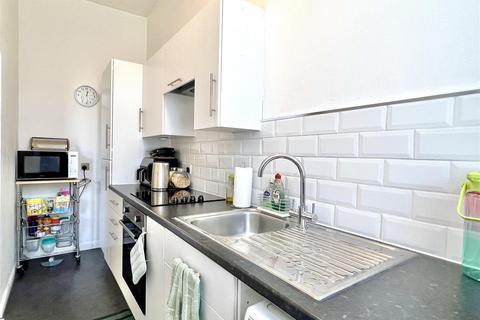 97b Appin Crescent, Dunfermline, KY12 7QT